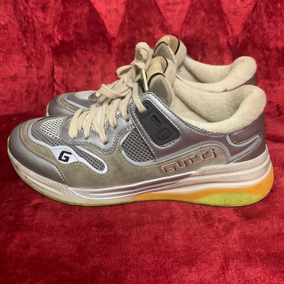 GUCCI Sneakers - Picture 9 of 16